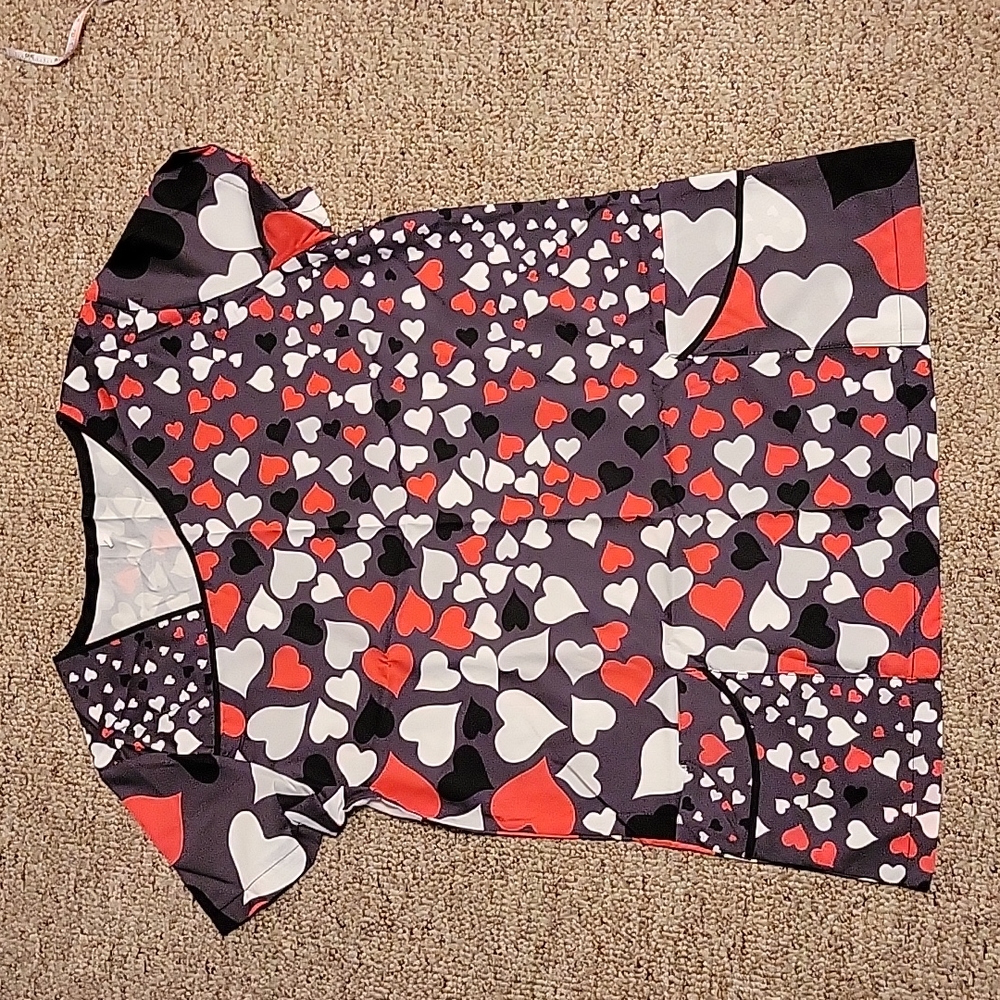 Scrub top large